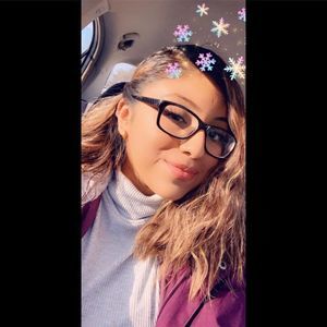 Meet your Posher, Yesica